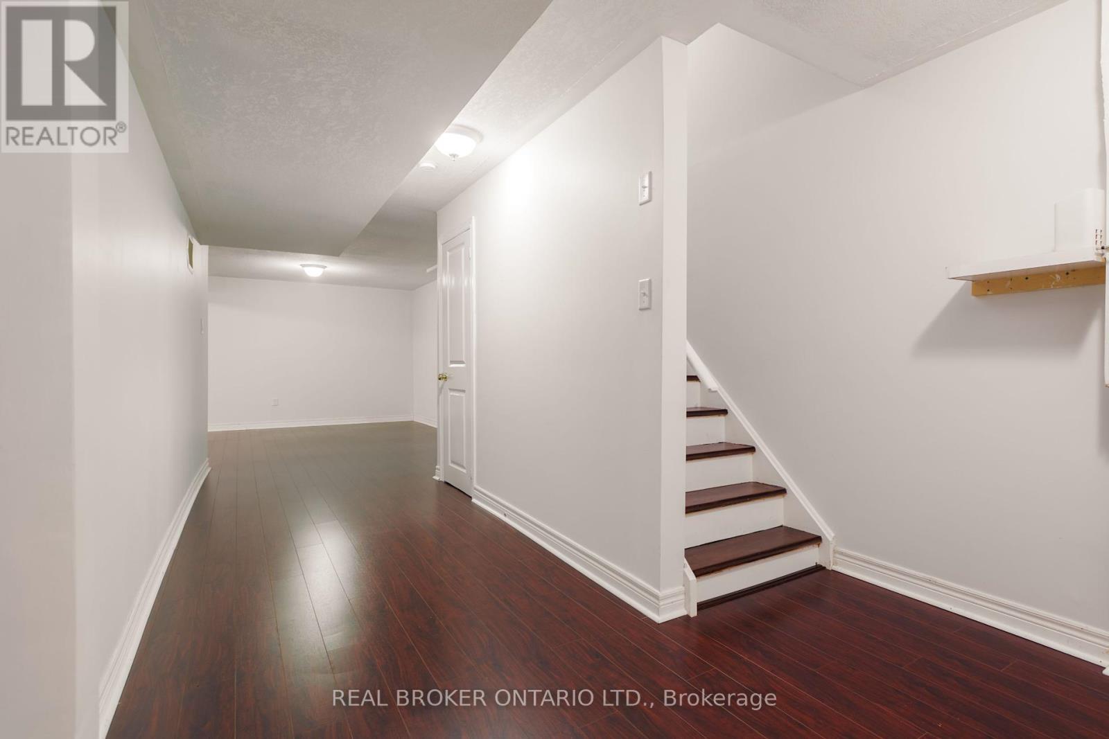 83 Benedict Place, Hamilton, ON - Indoor Photo Showing Other Room