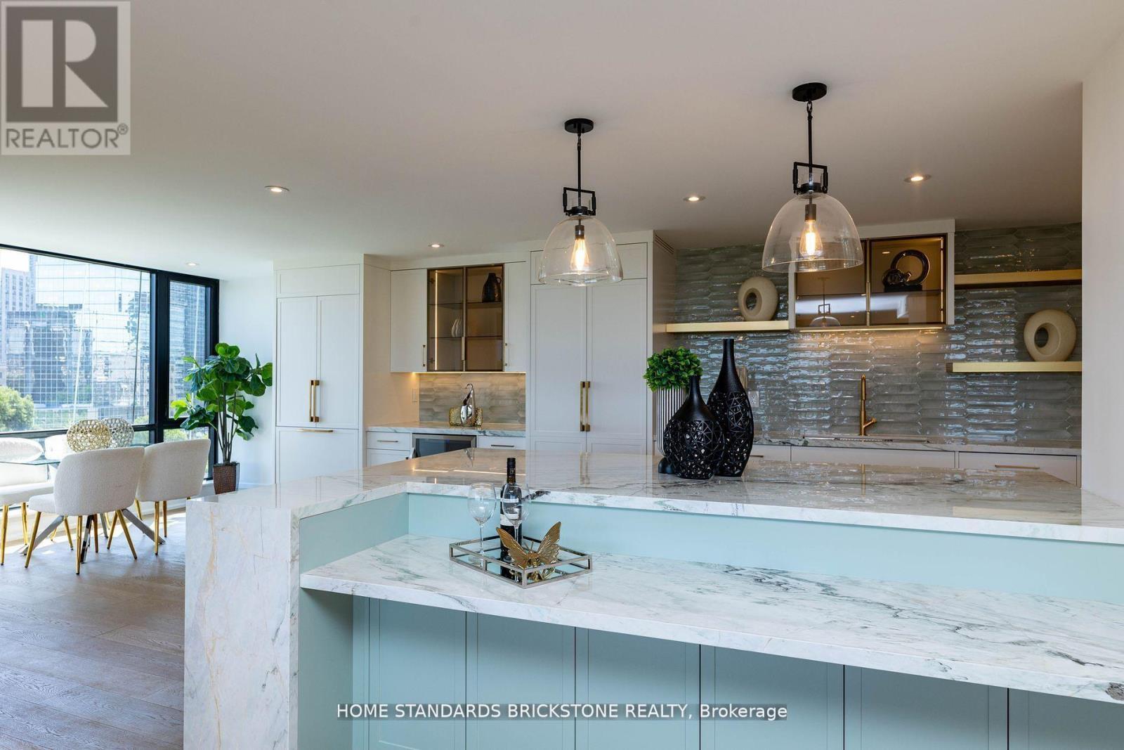 9D - 66 Collier Street, Toronto, ON - Indoor