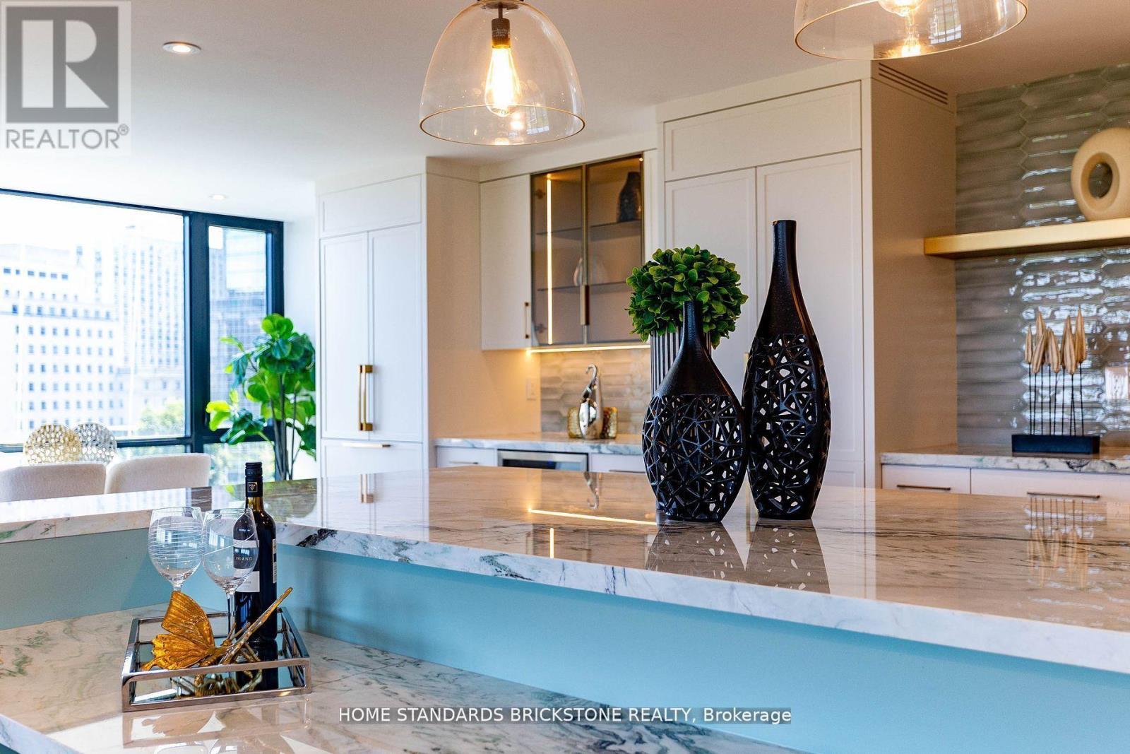 9D - 66 Collier Street, Toronto, ON - Indoor Photo Showing Other Room