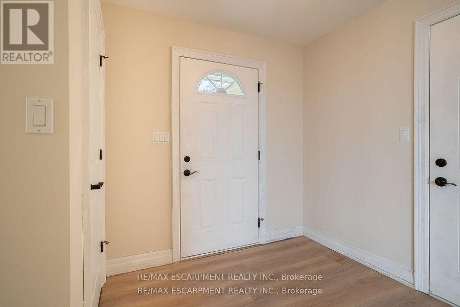 21 Villella Road, Haldimand, ON - Indoor Photo Showing Other Room