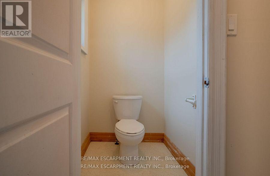 21 Villella Road, Haldimand, ON - Indoor Photo Showing Bathroom
