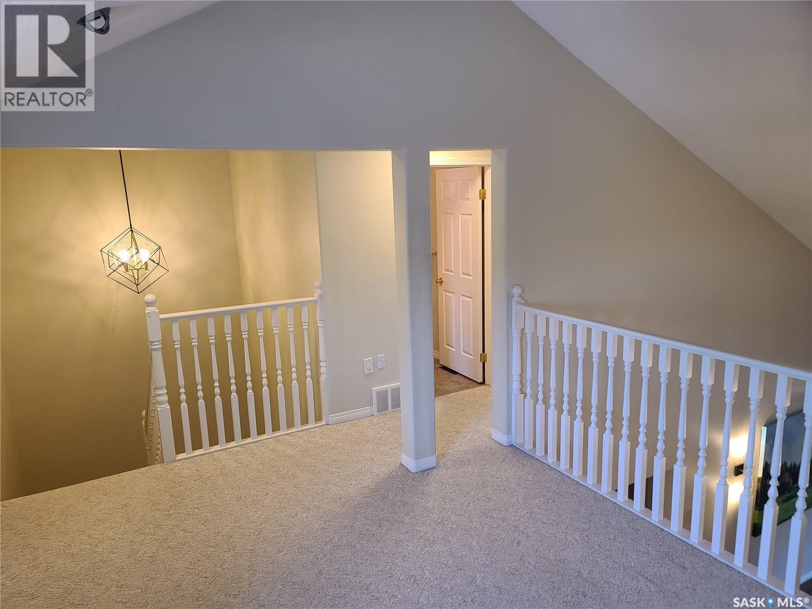 6 Eagle View Way, Elk Ridge, SK - Indoor Photo Showing Other Room