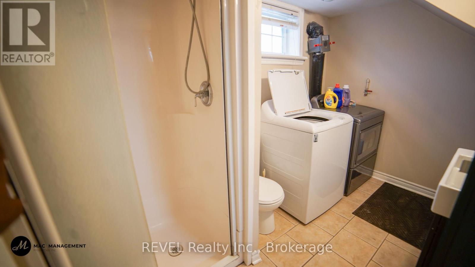 Lower - 31 Philip Street, St. Catharines (Oakdale), ON - Indoor Photo Showing Other Room