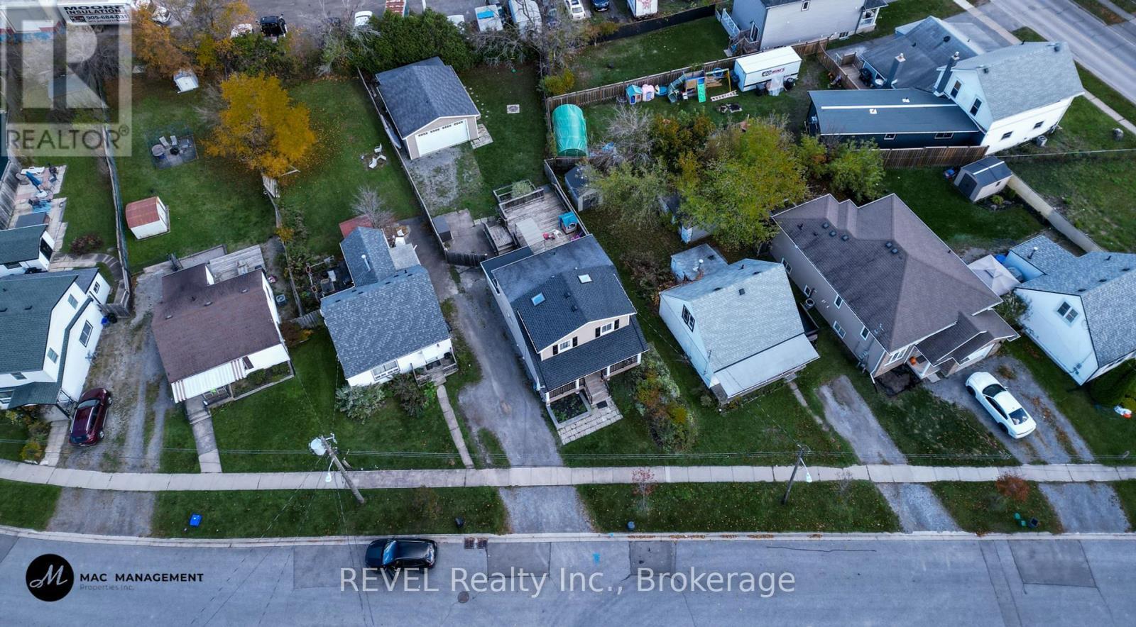 Lower - 31 Philip Street, St. Catharines (Oakdale), ON - With View