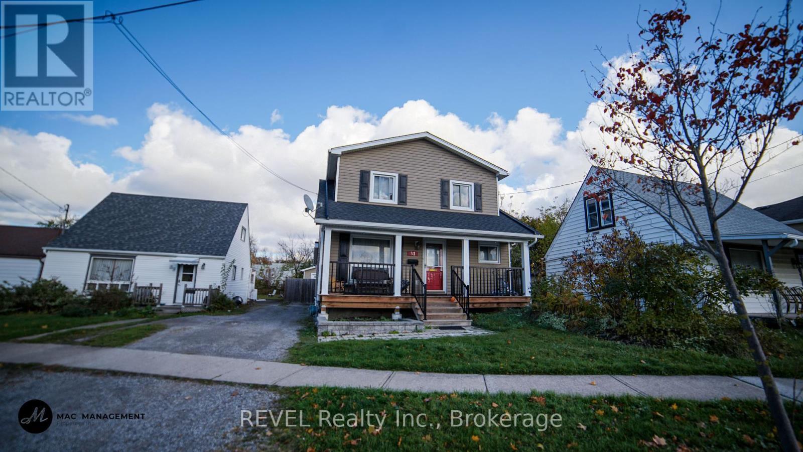 Lower - 31 Philip Street, St. Catharines (Oakdale), ON - Outdoor With Facade