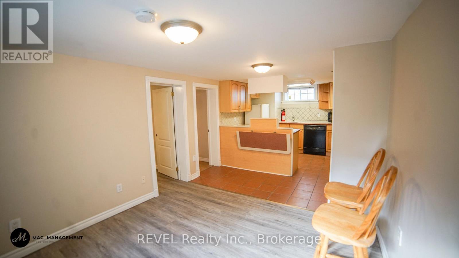 Lower - 31 Philip Street, St. Catharines (Oakdale), ON - Indoor