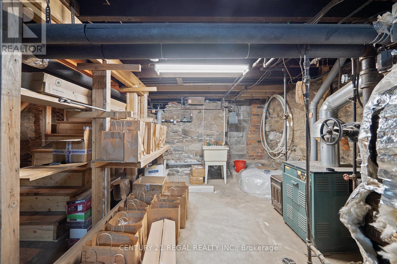 Dry Bsmt - 239 King Street E, Hamilton, ON