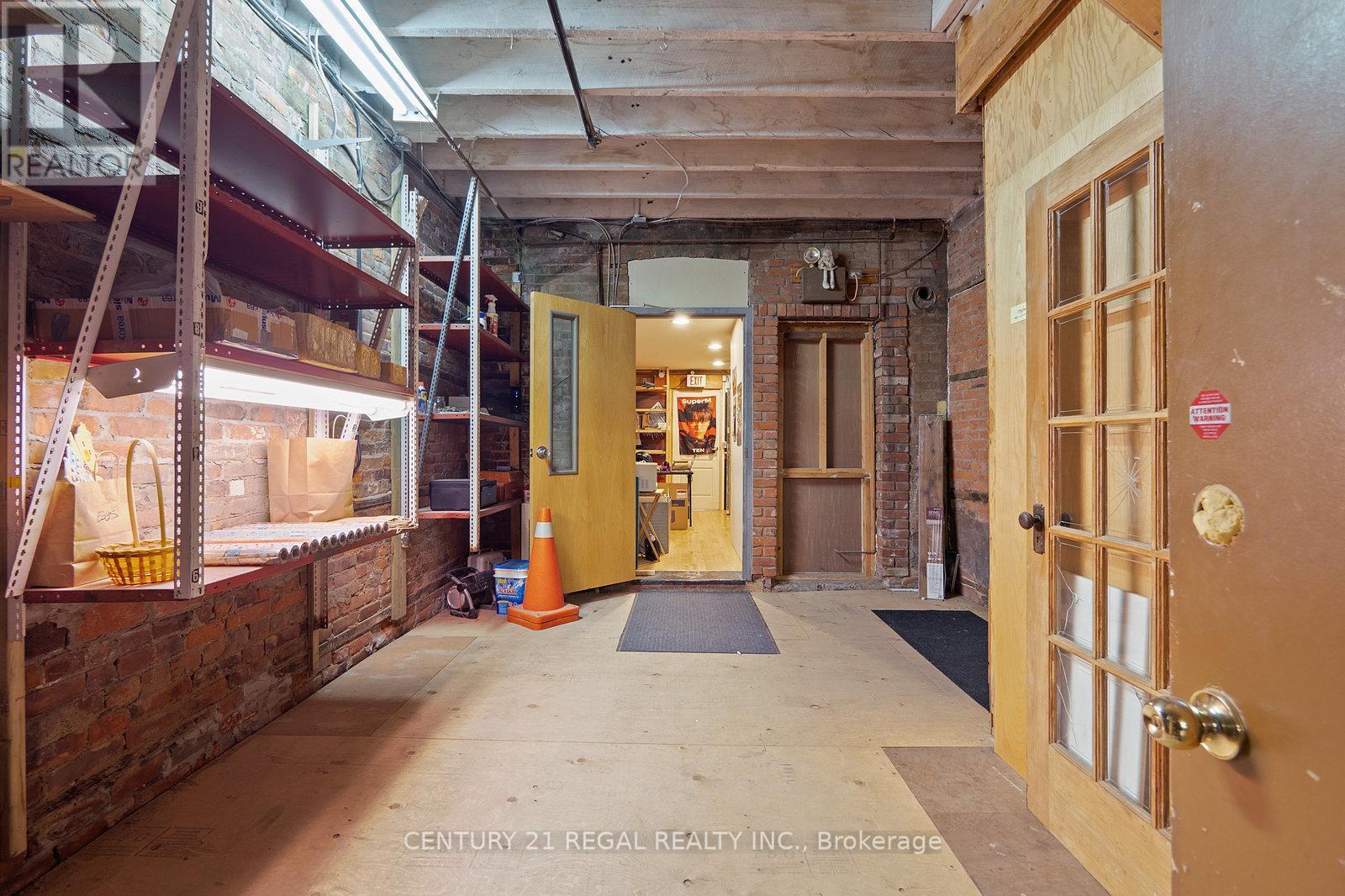 Dry Bsmt - 239 King Street E, Hamilton, ON