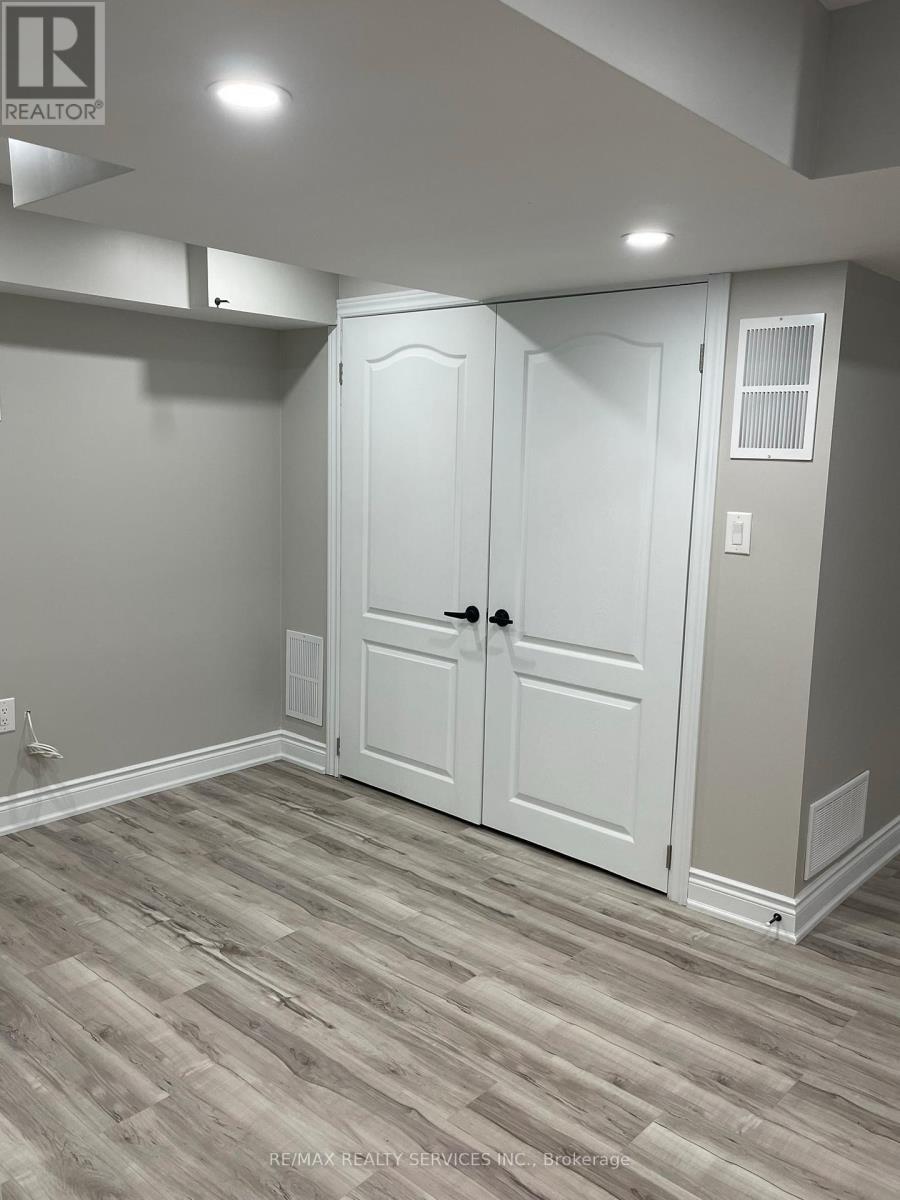 34 Ebury (Lower) Drive, Brampton, ON - Indoor