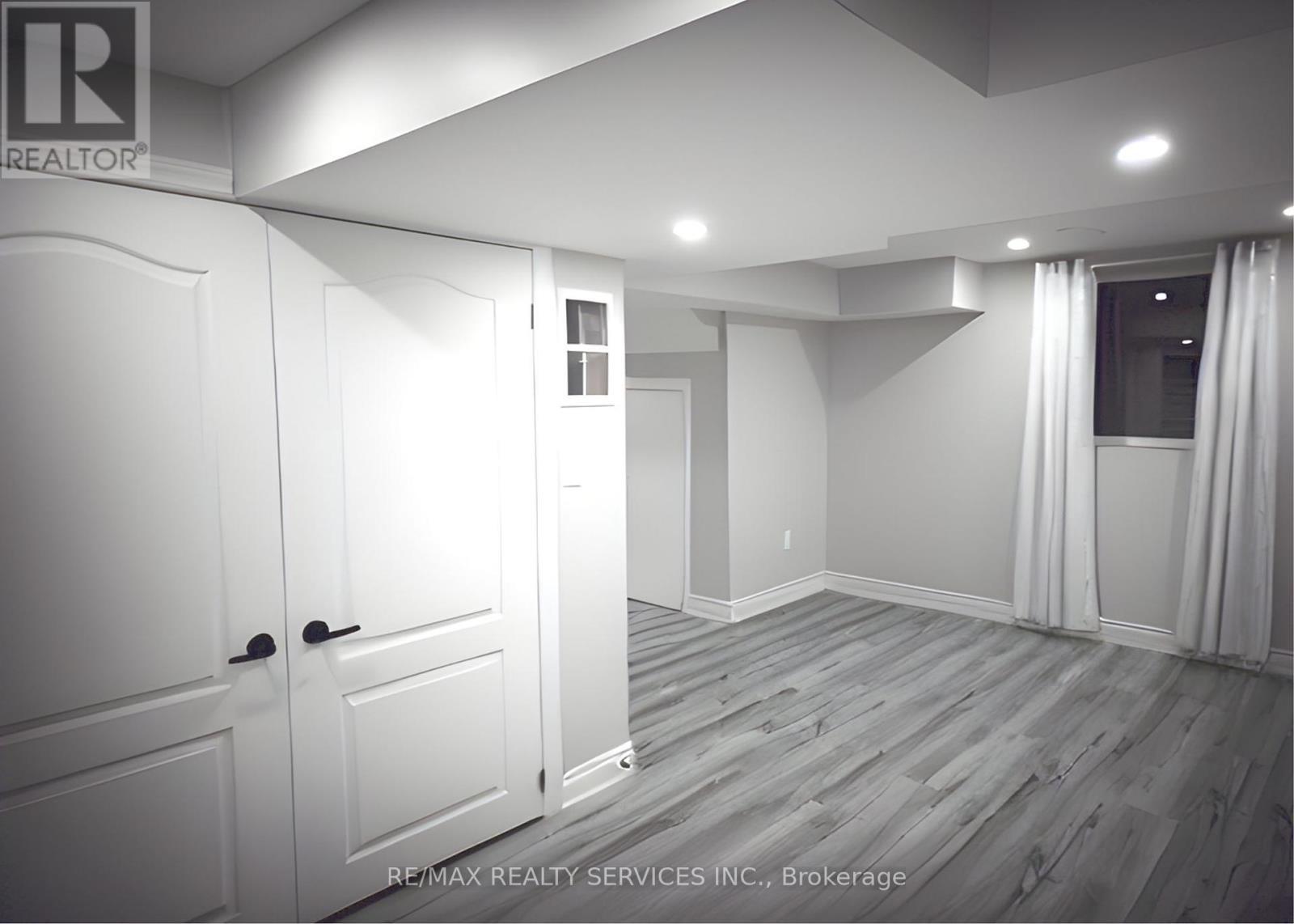 34 Ebury (Lower) Drive, Brampton, ON - Indoor