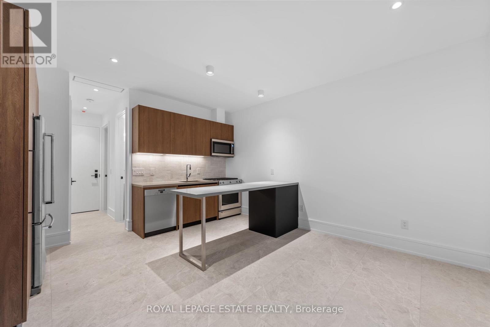 Lower Unit - 51 Maclean Avenue, Toronto, ON