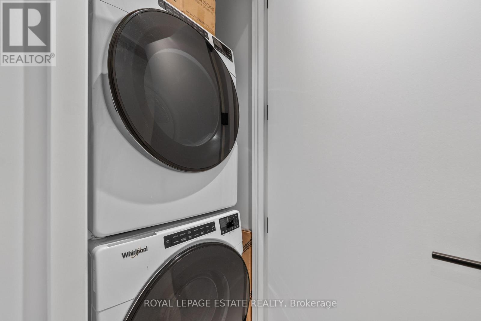 Lower Unit - 51 Maclean Avenue, Toronto, ON