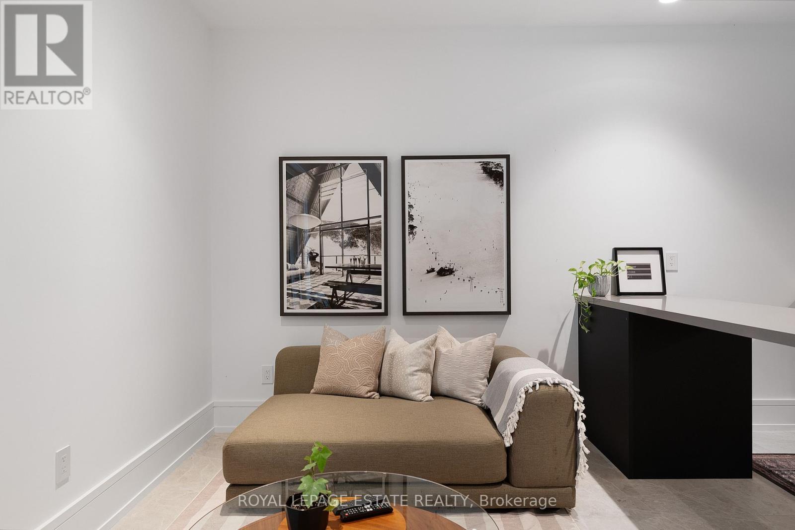 Lower Unit - 51 Maclean Avenue, Toronto, ON