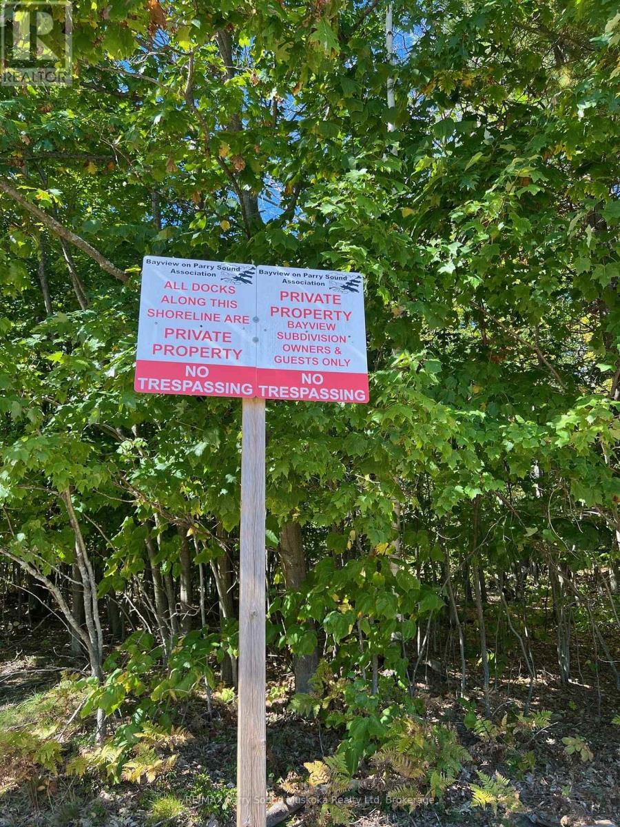 13 Ridgeway Drive, Carling, ON