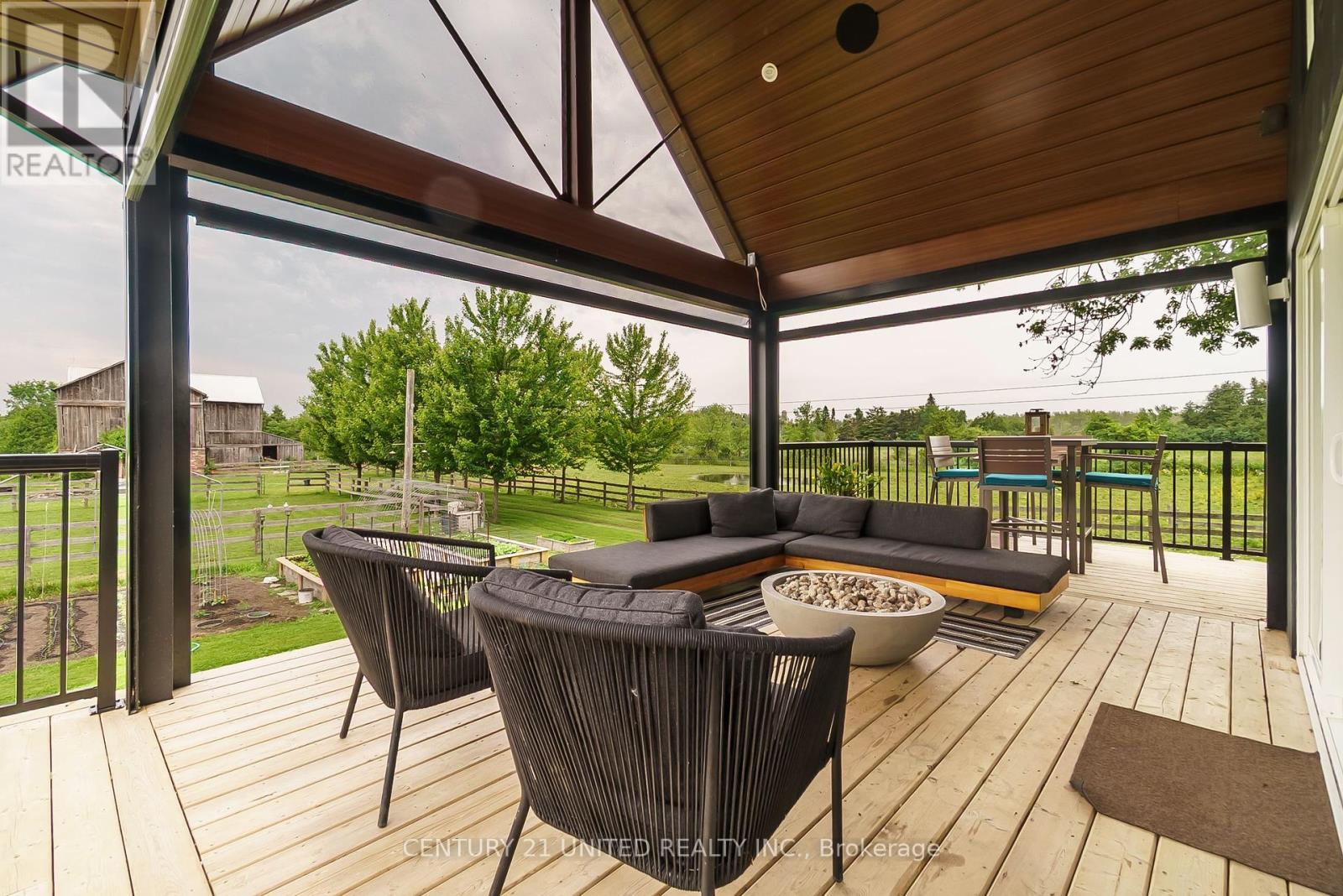 1662 11Th Line, Selwyn, ON - Outdoor With Deck Patio Veranda With Exterior