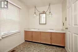 Ensuite bathroom -