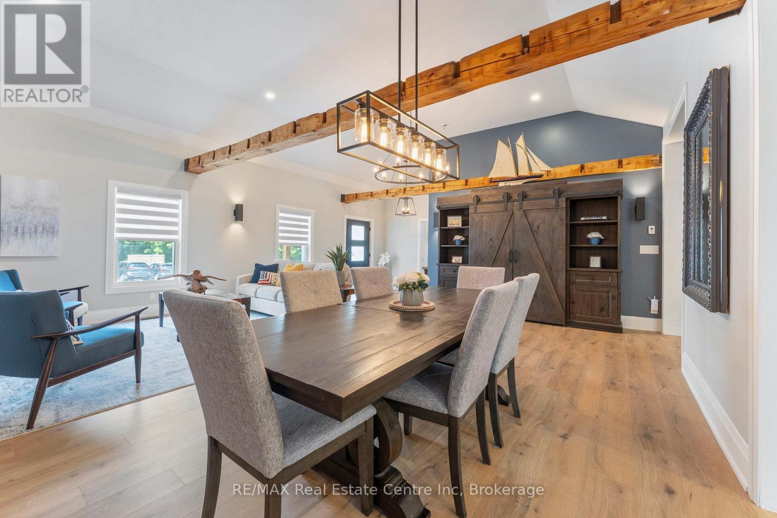 1283 Swan Street, North Dumfries, ON - Indoor Photo Showing Dining Room