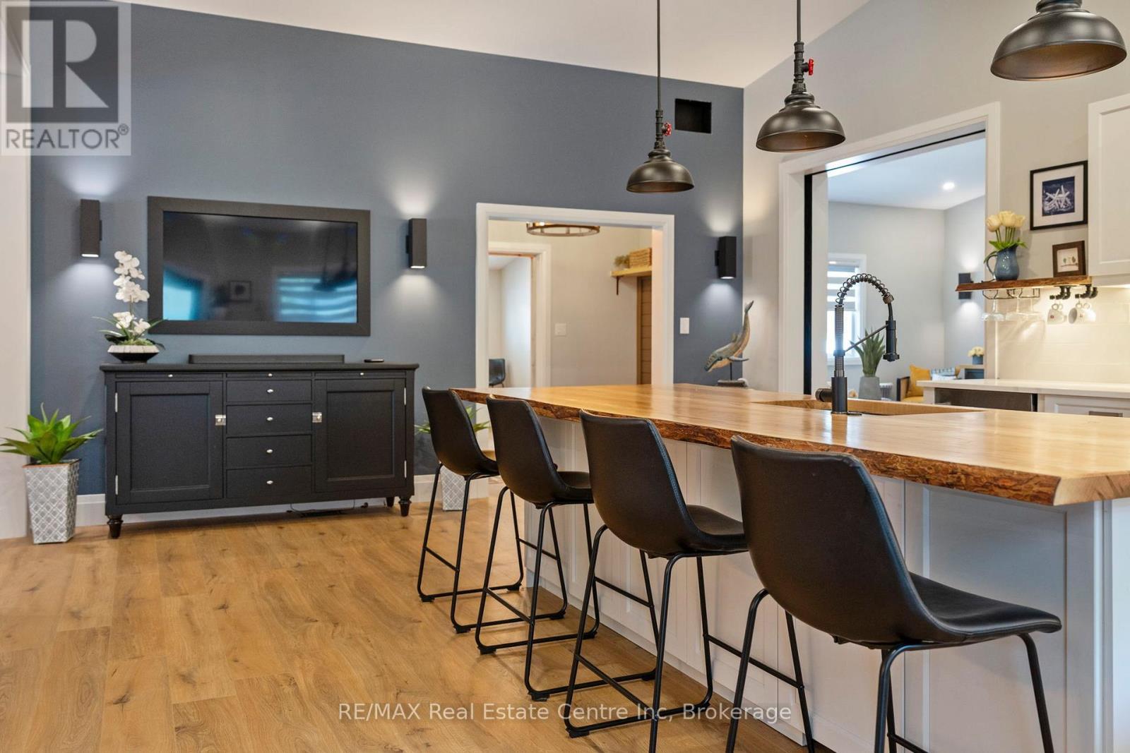 1283 Swan Street, North Dumfries, ON - Indoor