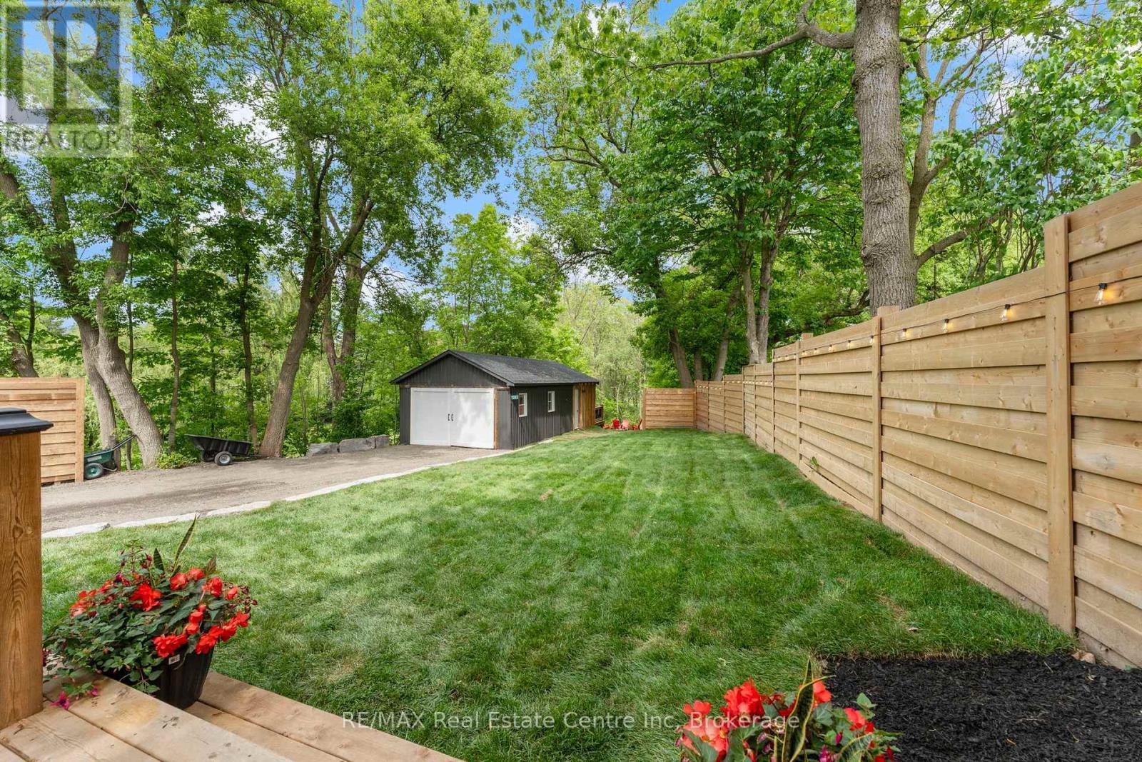 1283 Swan Street, North Dumfries, ON - Outdoor