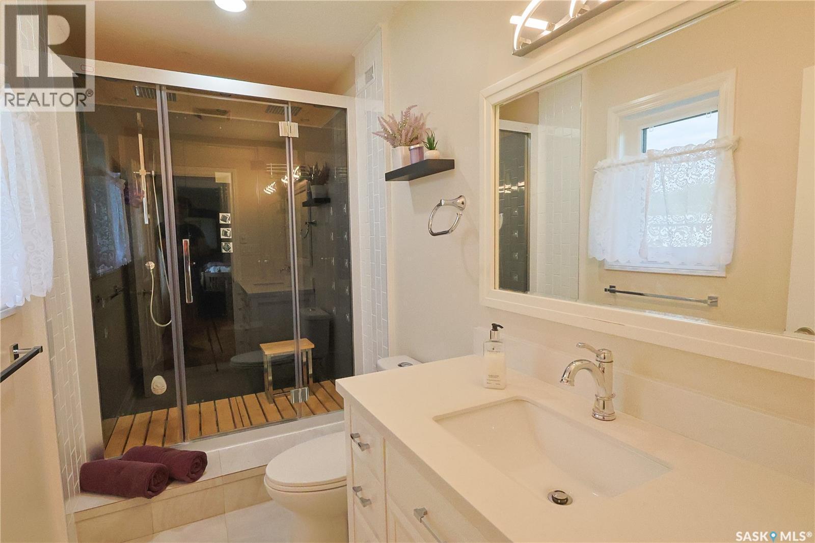 350 Ridgeway Road, Christopher Lake, SK - Indoor Photo Showing Bathroom
