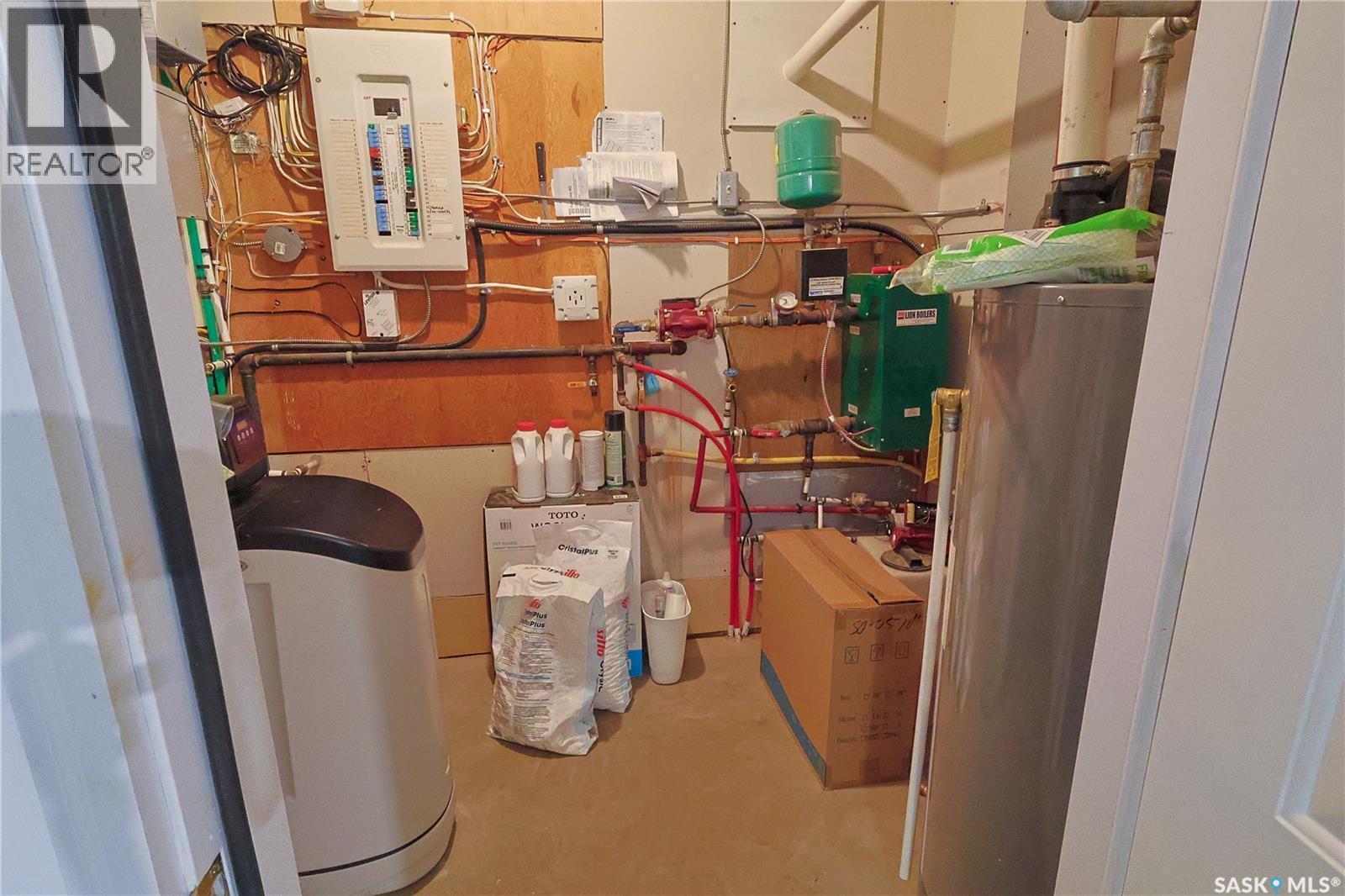 350 Ridgeway Road, Christopher Lake, SK - Indoor