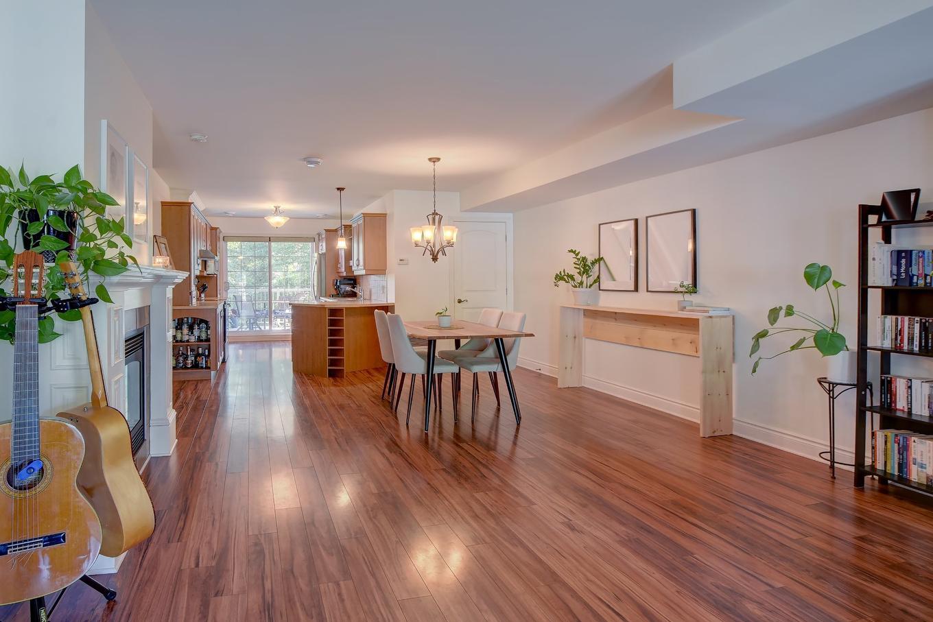 Dining room - 270 Ch. De La Pinède, Piedmont, QC - Indoor Photo Showing Other Room