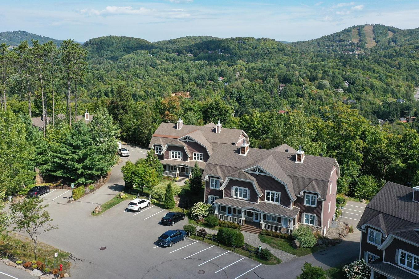 Aerial photo - 270 Ch. De La Pinède, Piedmont, QC - Outdoor With View