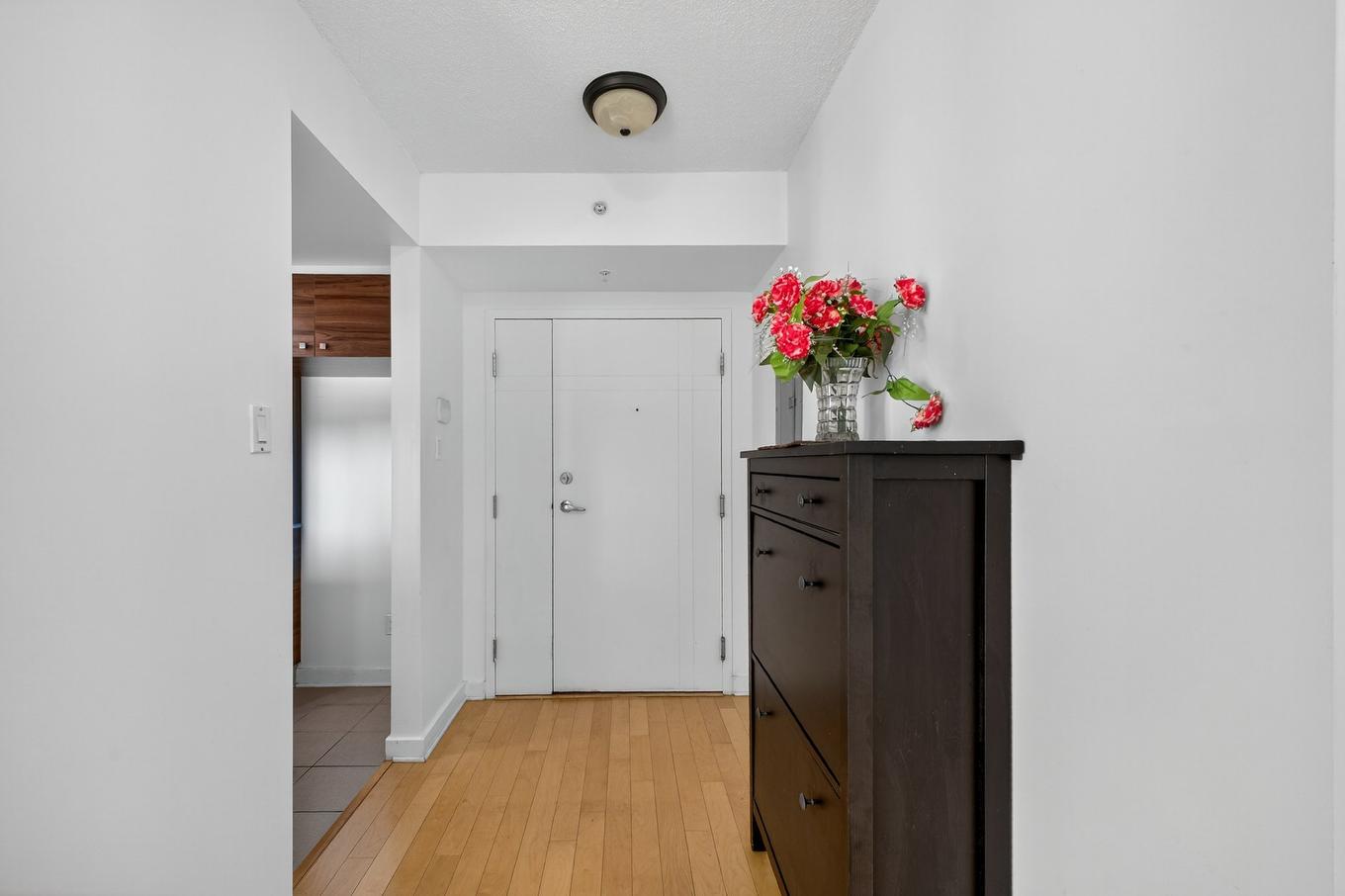 Hall d'entrée/Vestibule - 1455-10650 Place De L'Acadie, Montréal (Ahuntsic-Cartierville), QC - Indoor Photo Showing Other Room