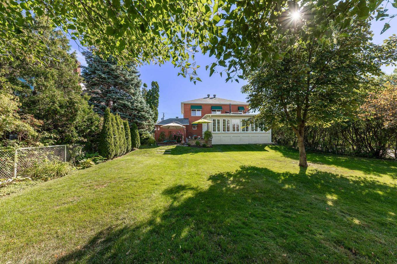 Cour - 110 Rue Martel, Chambly, QC - Outdoor