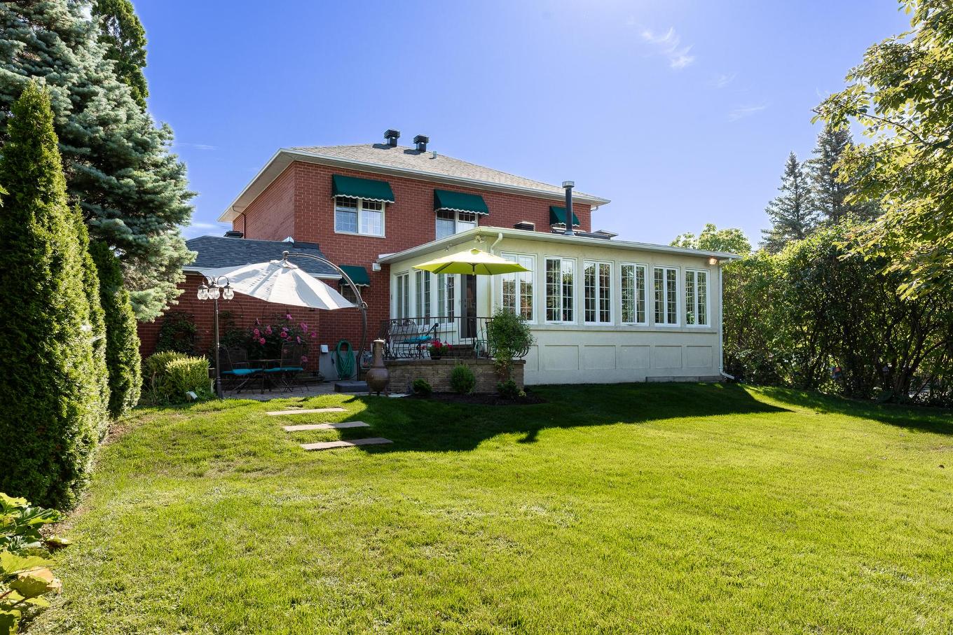 Face arrière - 110 Rue Martel, Chambly, QC - Outdoor