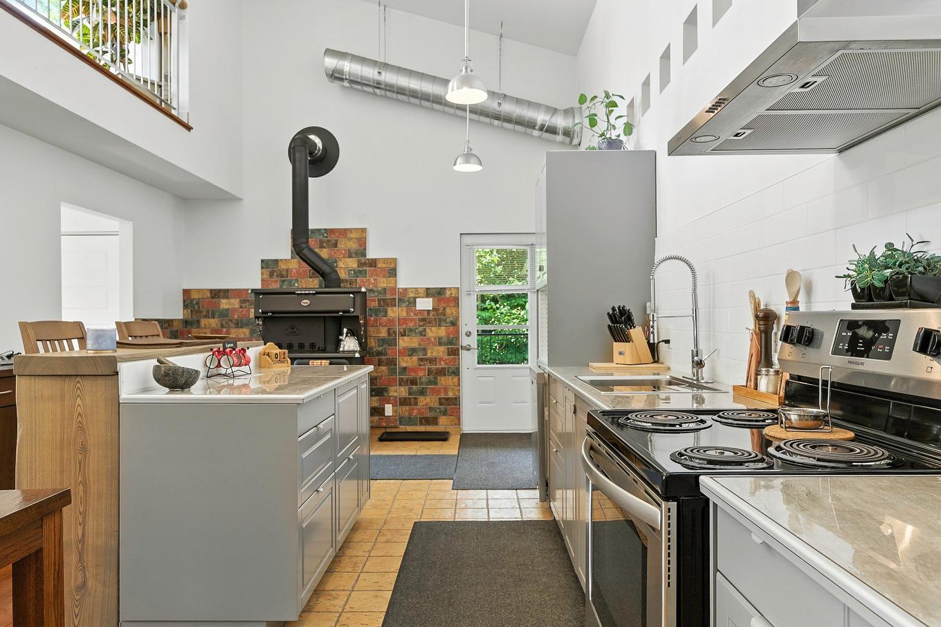 Kitchen - 1696 Ch. Chapleau, Nominingue, QC - Indoor Photo Showing Kitchen