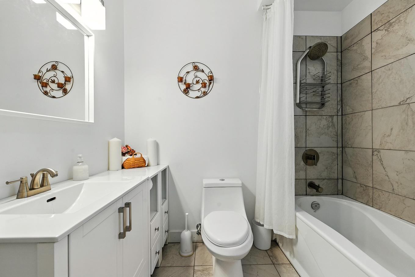 Bathroom - 1696 Ch. Chapleau, Nominingue, QC - Indoor Photo Showing Bathroom