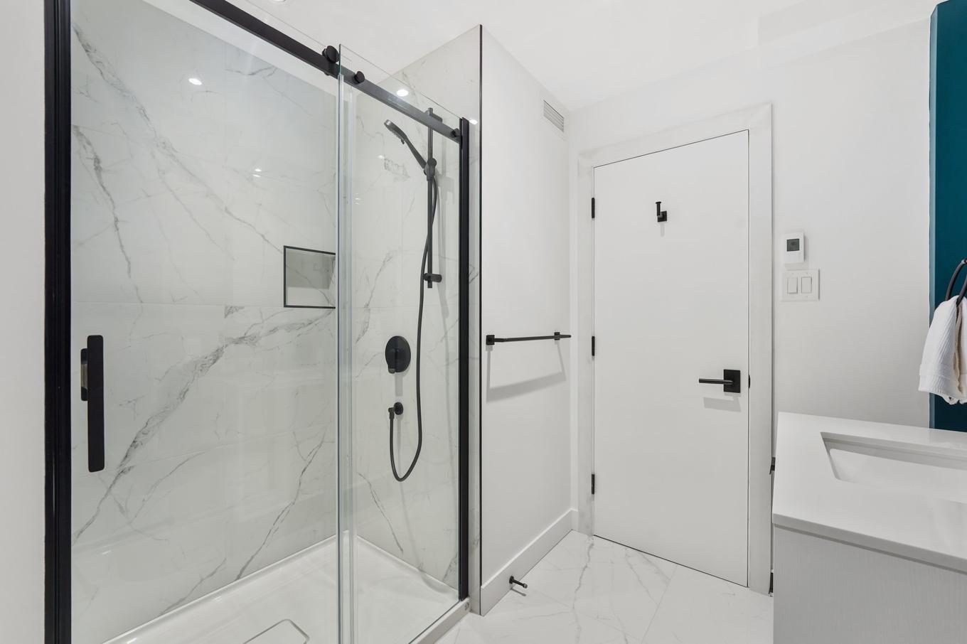 Salle de bains - 2966 Ch. St-Charles, Terrebonne (Lachenaie), QC - Indoor Photo Showing Bathroom