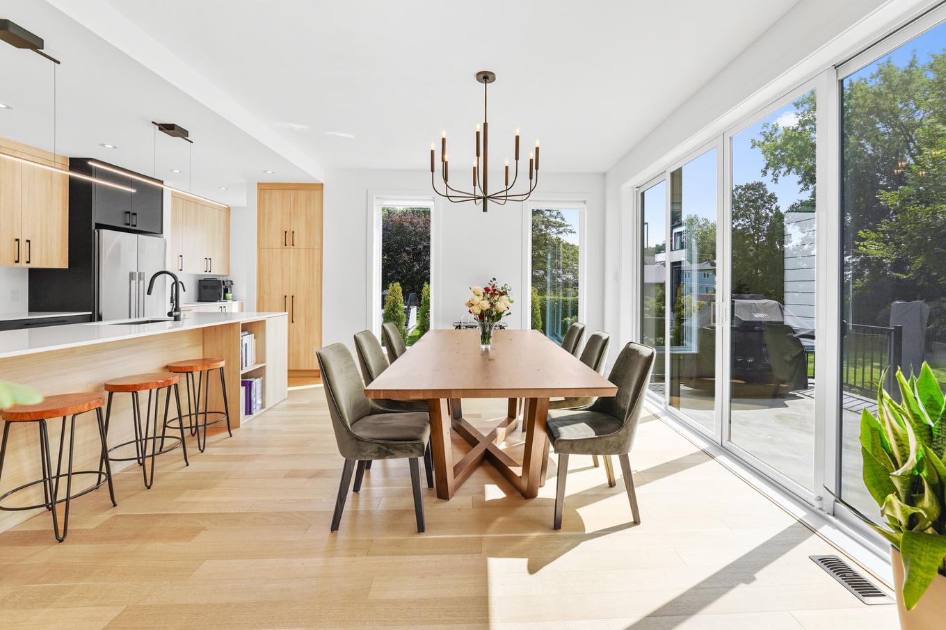 Salle à manger - 2966 Ch. St-Charles, Terrebonne (Lachenaie), QC - Indoor Photo Showing Dining Room