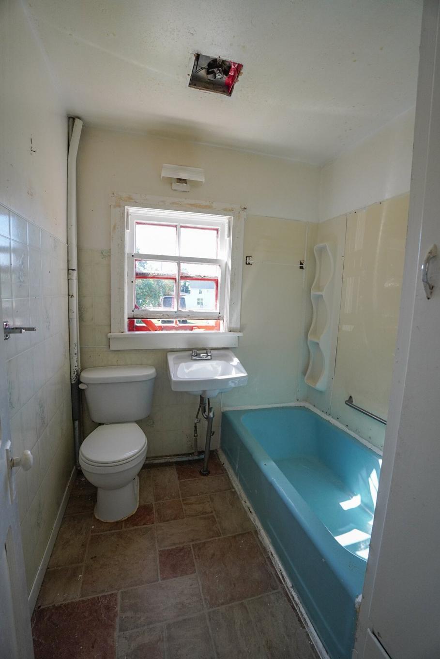 Bathroom - 327 Route 299, Cascapédia/Saint-Jules, QC - Indoor Photo Showing Bathroom