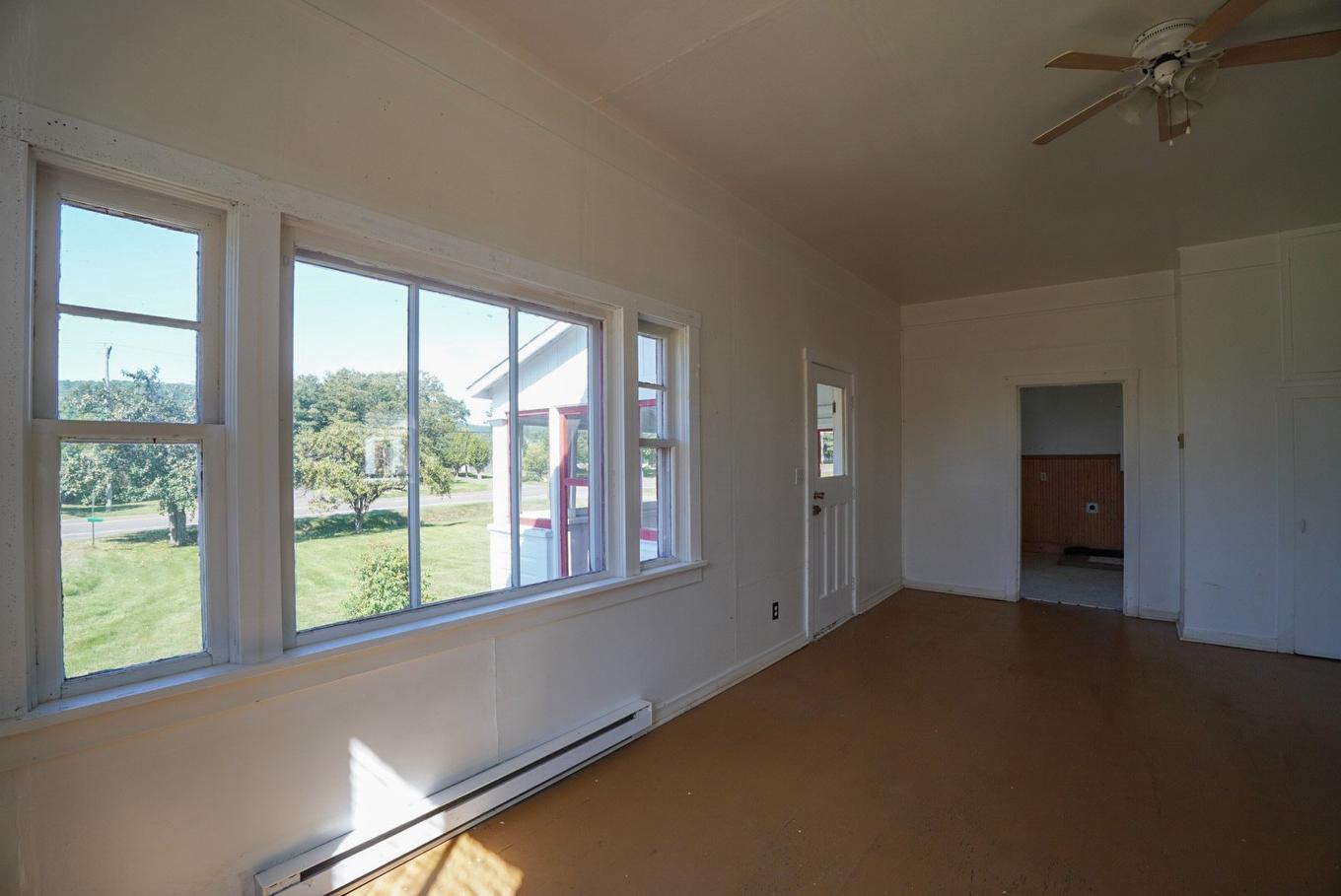 Living room - 327 Route 299, Cascapédia/Saint-Jules, QC - Indoor Photo Showing Other Room