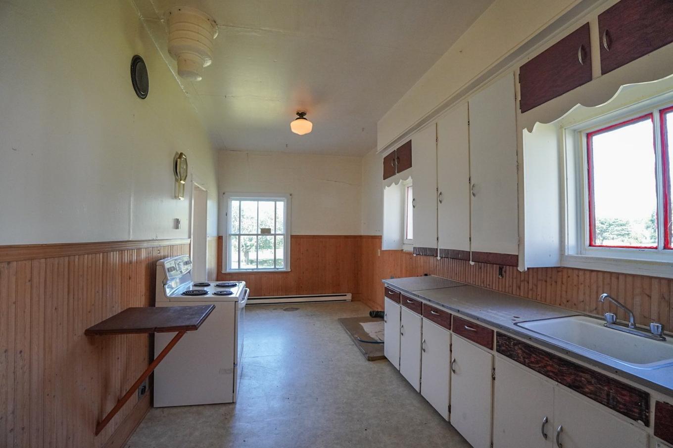 Kitchen - 327 Route 299, Cascapédia/Saint-Jules, QC - Indoor Photo Showing Kitchen