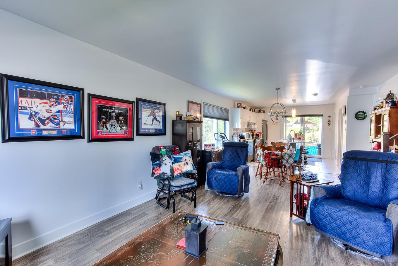 Living room - 9740 - 9744 Rue Henri-Piché, Mirabel, QC - Indoor Photo Showing Living Room