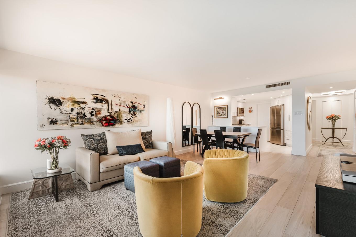 Salon - 906-80 Rue Berlioz, Montréal (Verdun/Île-Des-Soeurs), QC - Indoor Photo Showing Living Room