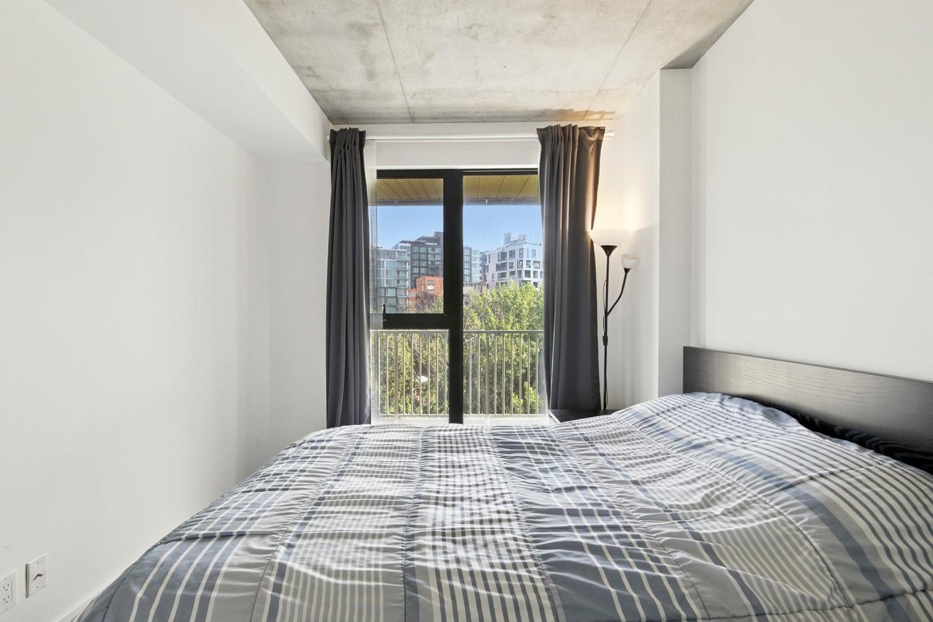 Chambre à coucher - 813-170 Rue Rioux, Montréal (Le Sud-Ouest), QC - Indoor Photo Showing Bedroom