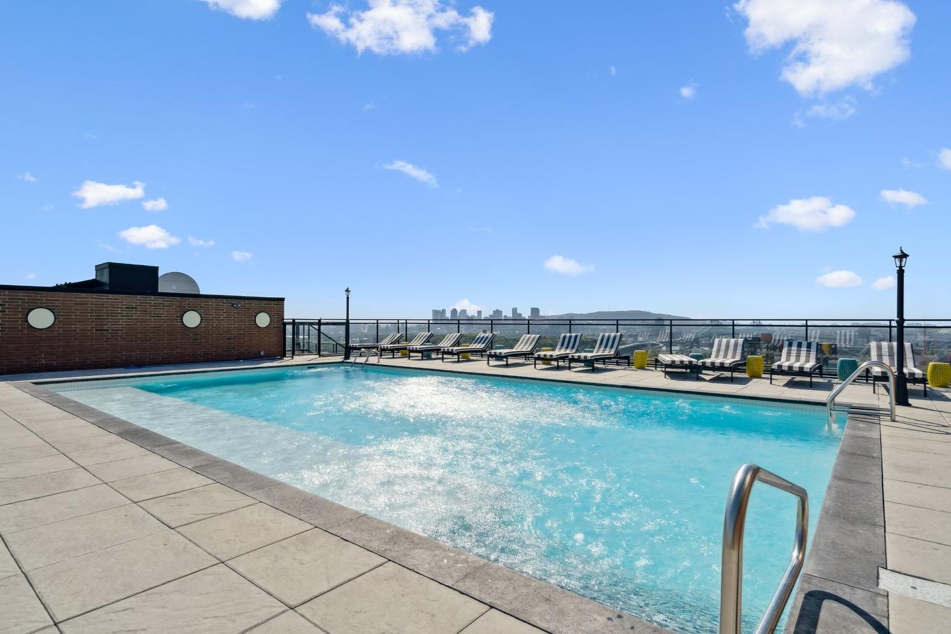 Pool - 700-200 Rue Marie-Charles-Le Moyne, Longueuil (Le Vieux-Longueuil), QC - Outdoor With In Ground Pool