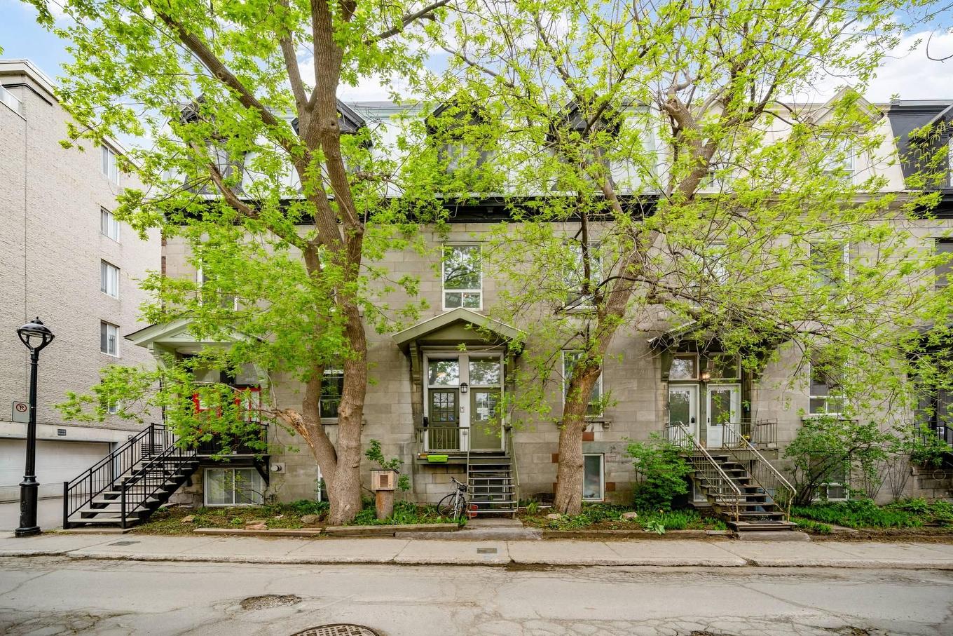 Frontage - 2021 Rue De Bullion, Montréal (Ville-Marie), QC - Outdoor With Facade