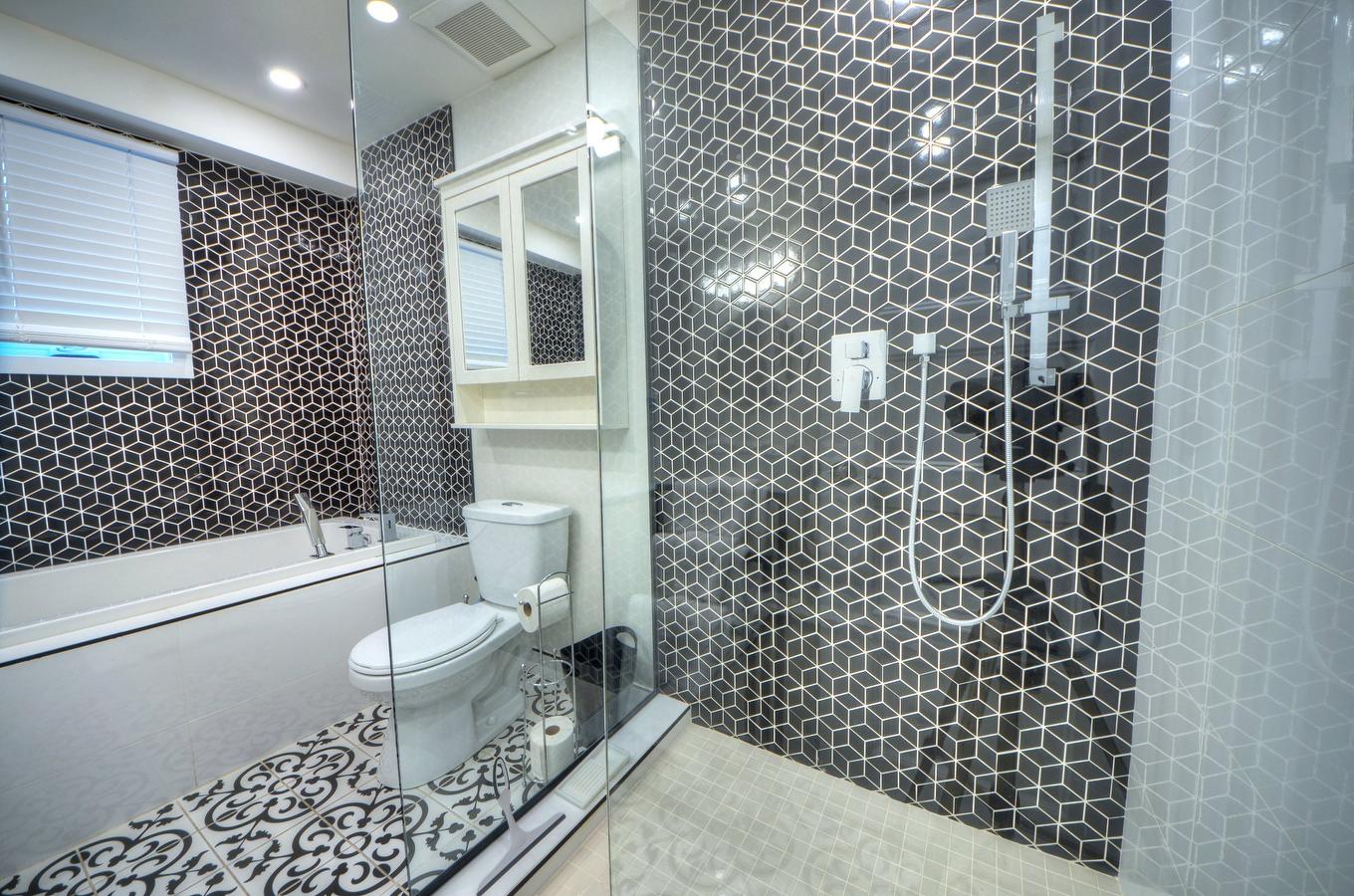 Bathroom - 6630 Rue Bruxelles, Brossard, QC - Indoor Photo Showing Bathroom