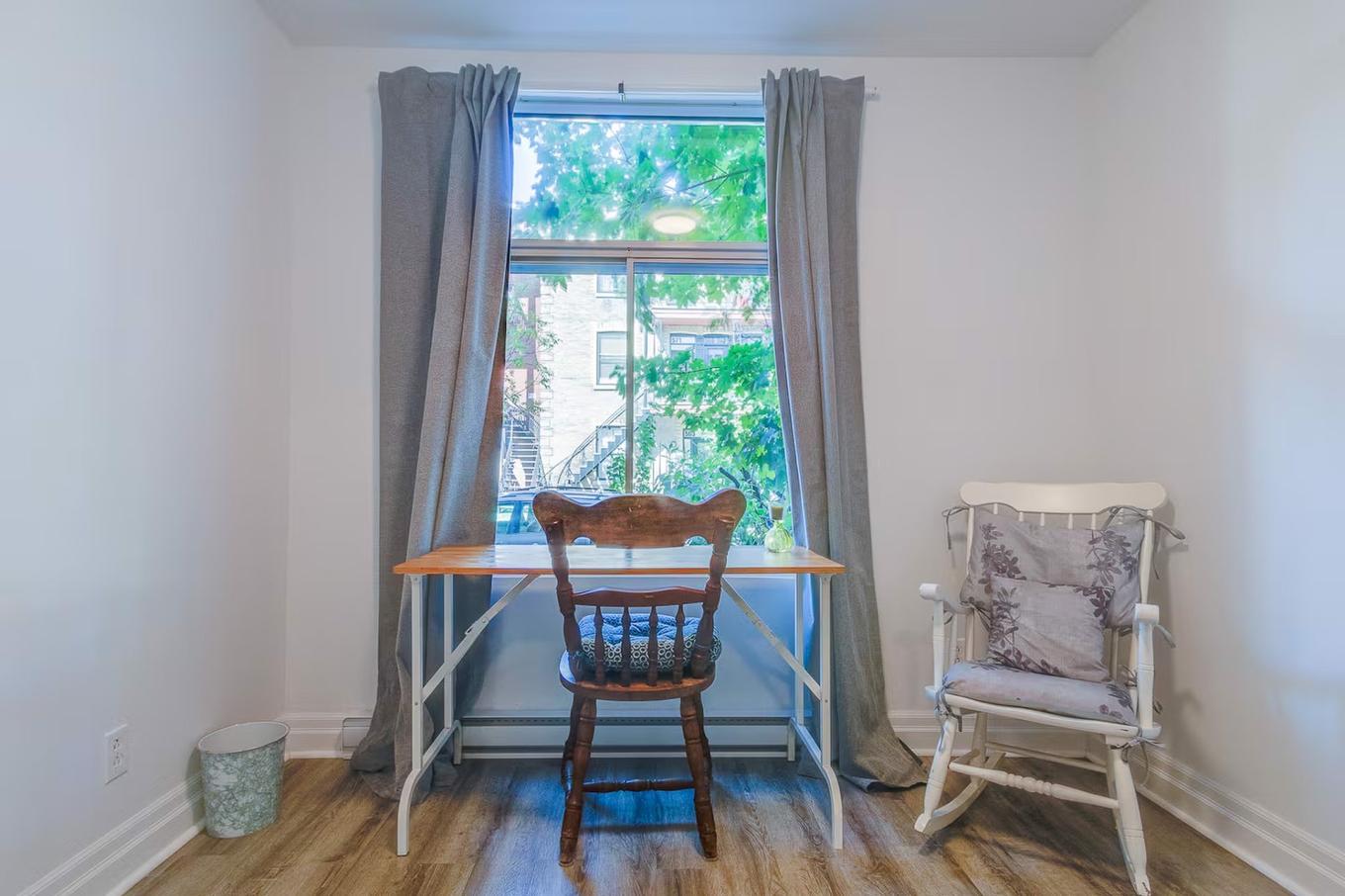 Bedroom - 562 Rue Cuvillier, Montréal (Mercier/Hochelaga-Maisonneuve), QC - Indoor Photo Showing Other Room