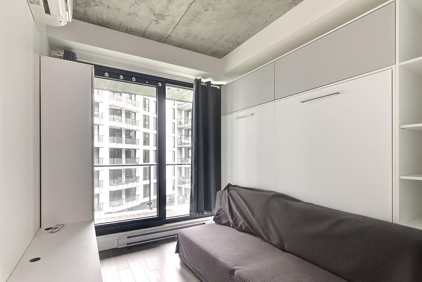 Salle - 427-1550 Rue Des Bassins, Montréal (Le Sud-Ouest), QC - Indoor Photo Showing Other Room