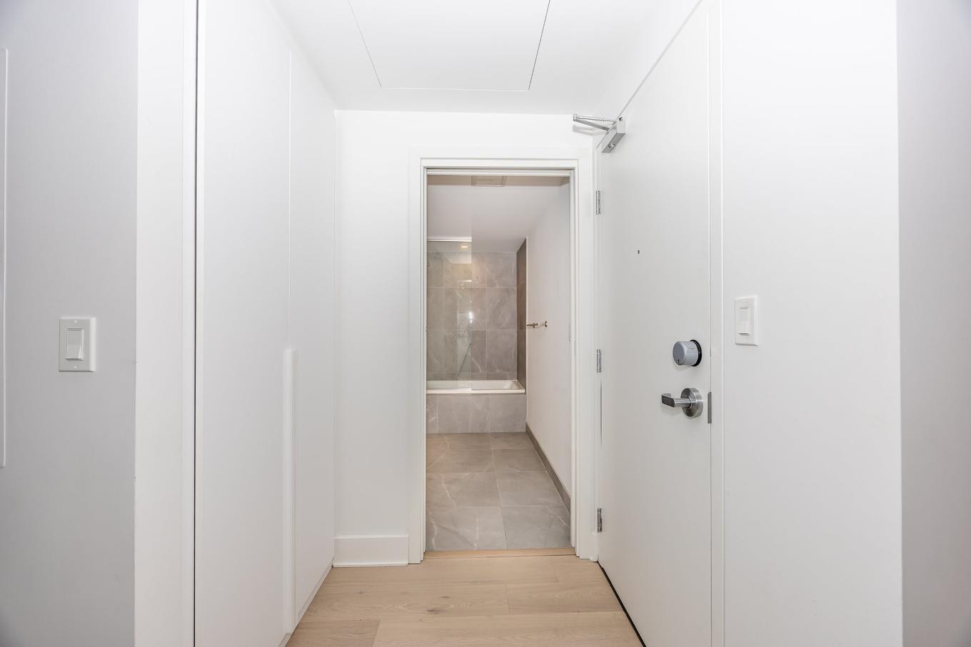 Salle de bains - 302-1000 Rue André-Prévost, Montréal (Verdun/Île-Des-Soeurs), QC - Indoor Photo Showing Other Room