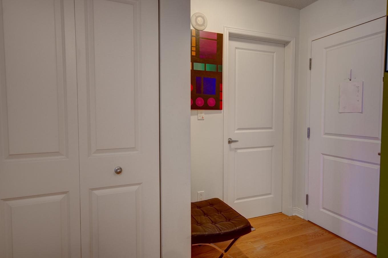 Hall - 1704-1200 Rue St-Jacques, Montréal (Ville-Marie), QC - Indoor Photo Showing Other Room