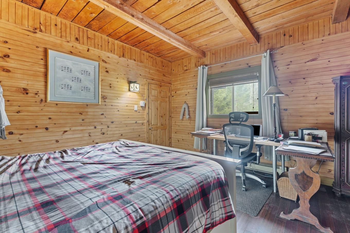 Primary bedroom - 6 Rue Des Mélèzes, Val-Des-Monts, QC - Indoor Photo Showing Bedroom