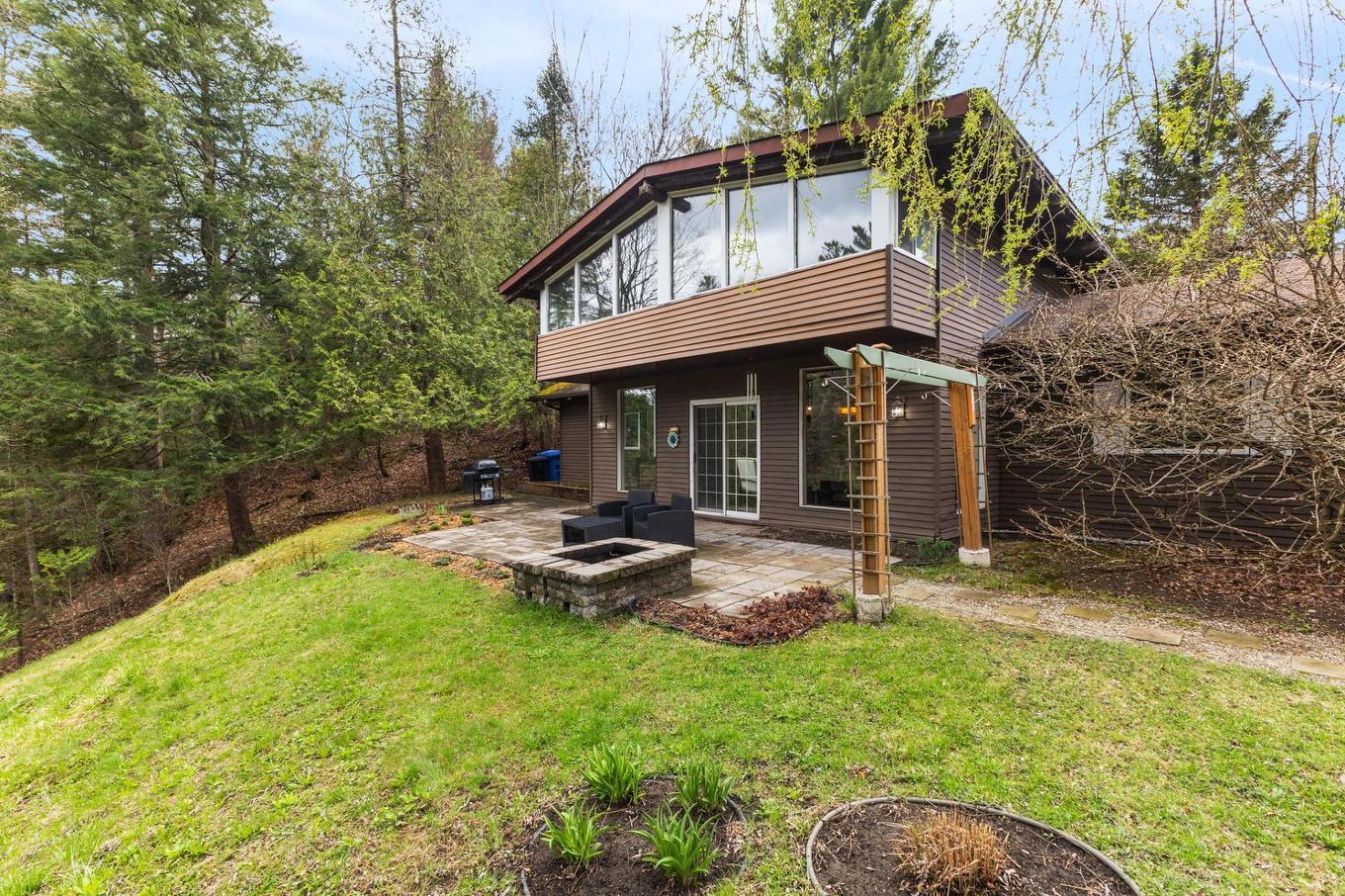 Frontage - 6 Rue Des Mélèzes, Val-Des-Monts, QC - Outdoor