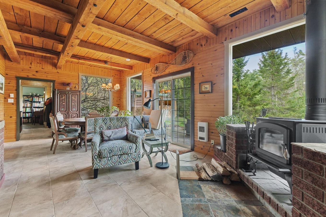 Overall view - 6 Rue Des Mélèzes, Val-Des-Monts, QC - With Exterior